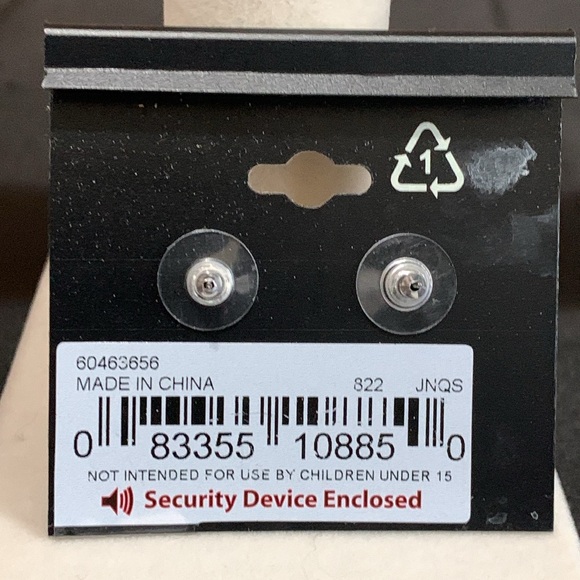 NWT Napier silver tone and pink earrings - Picture 2 of 2